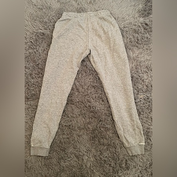 Grey nike sweatpants // small - Picture 2 of 5